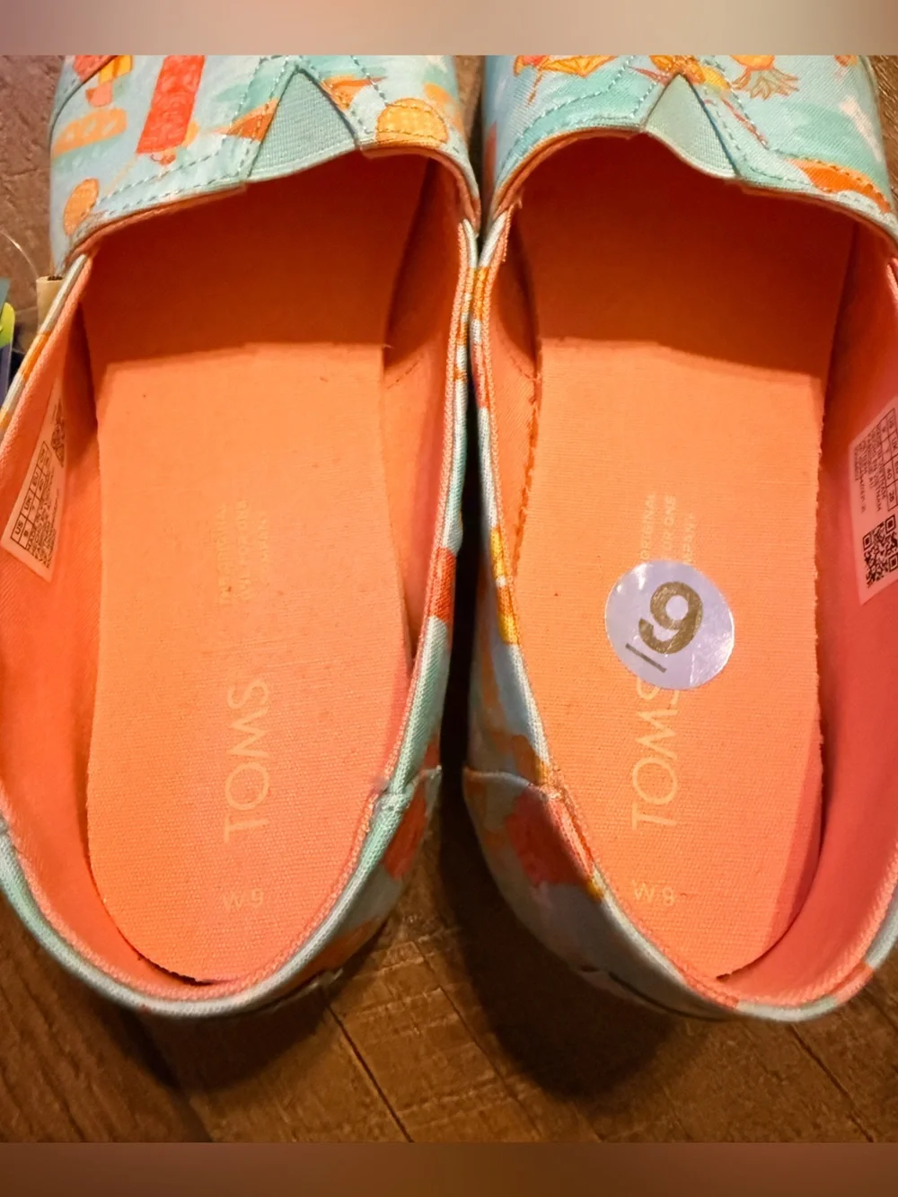TOMS Women’s Alpargata Slip-On Flats – Tropical Tiki Print – Size 9 NWOB - Picture 8 of 9